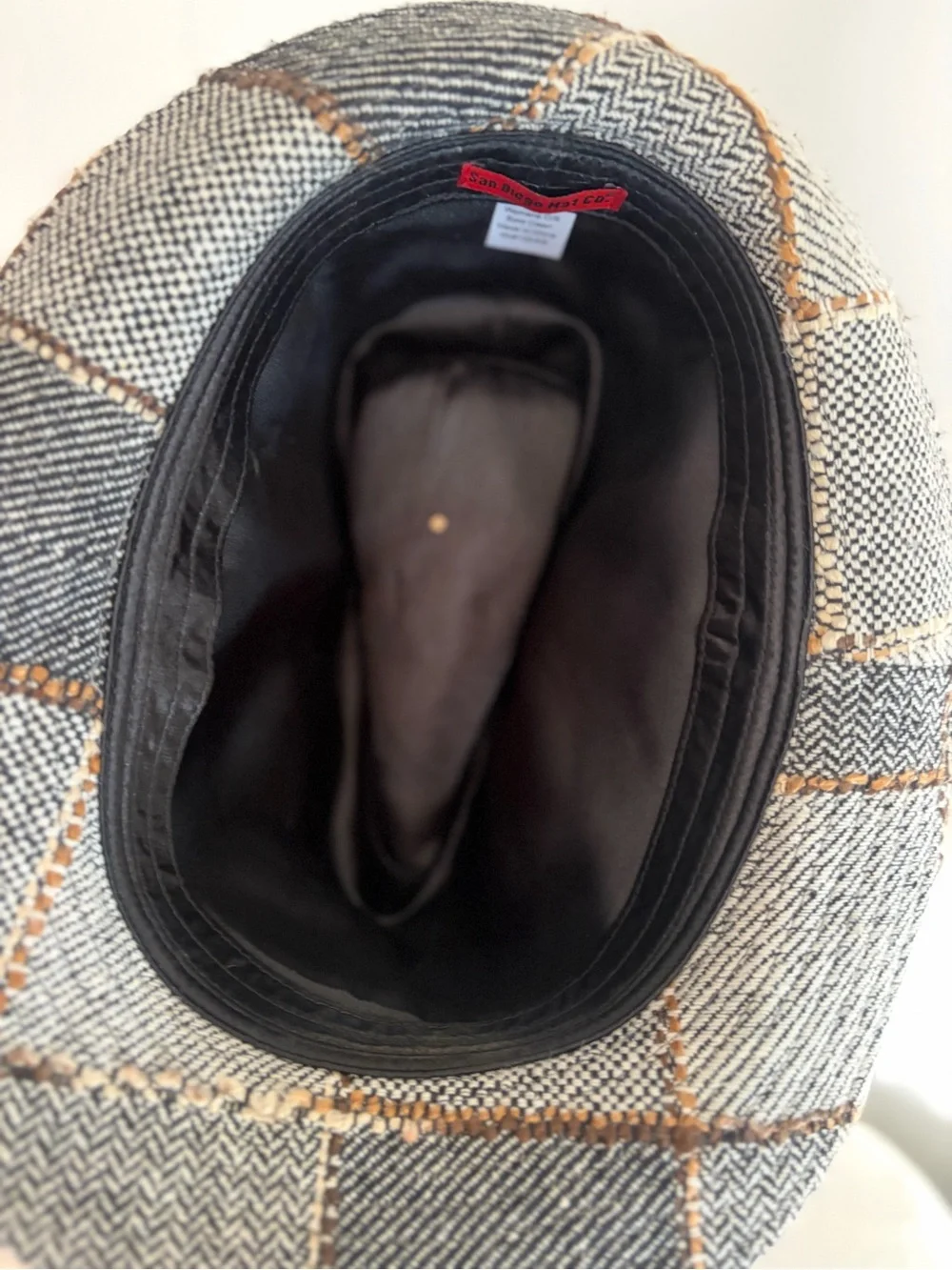 Gray Tweed Fedora Hat with Subtle Brown Stitching